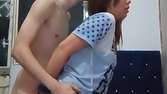 Stepsister Seduces Me With Her Lips In Spanish Porn